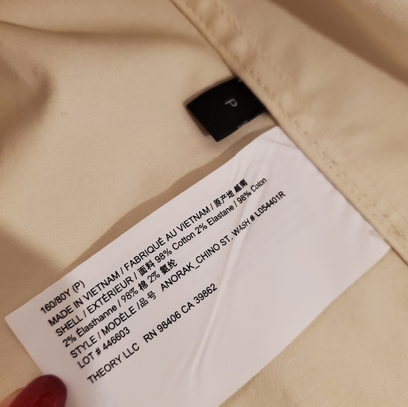 Theory Anorak in ecru/ cream... waist cinch & pockets NWT either S or XS! - Picture 7 of 8
